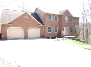 4505 Dockray Dr, Nashport, OH 43830