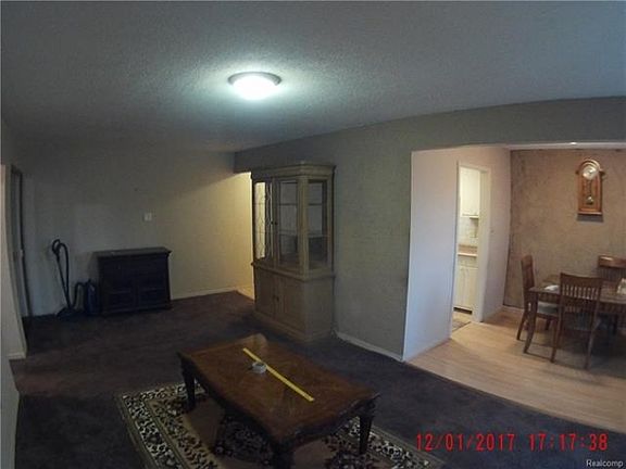 3rd image of 39453 Van Dyke Ave APT 102