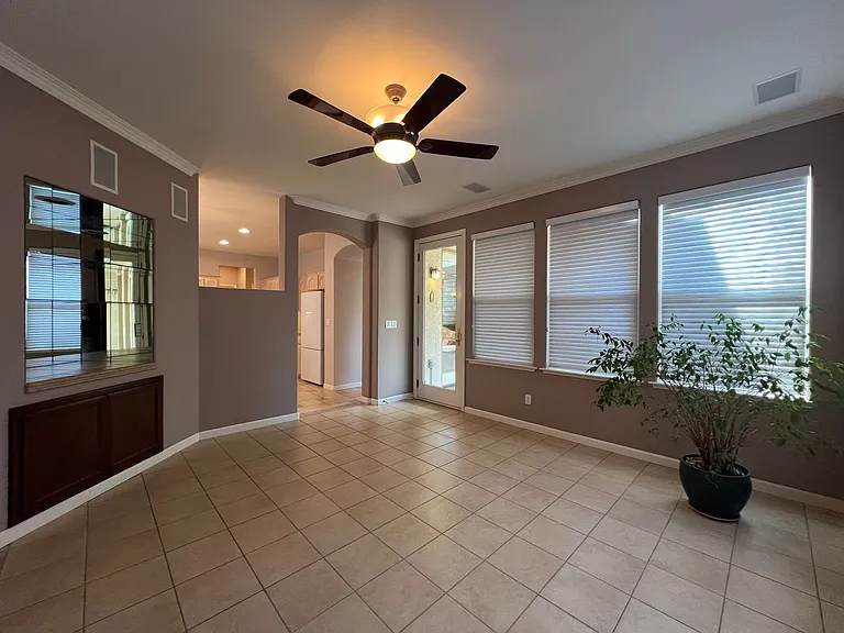2456 E Marquise Ct — Photo 28