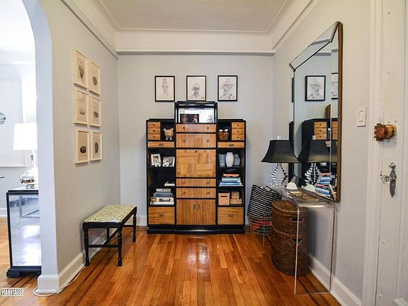 5th image of 201 W 77th St APT 15A