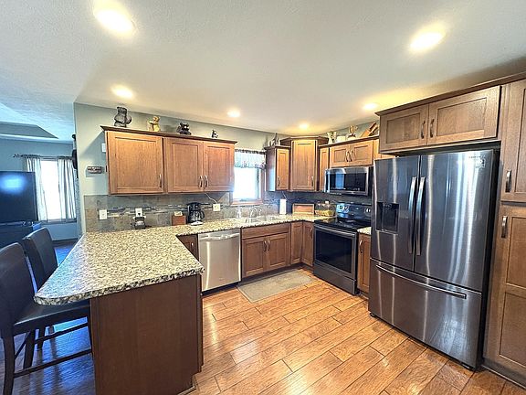 4th image of 1404 Augustine Dr