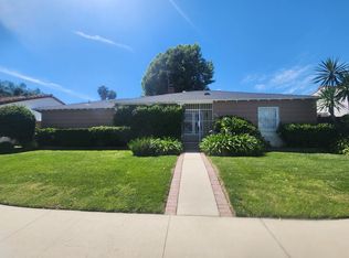 5511 Coldwater Canyon Ave, Van Nuys, CA 91401