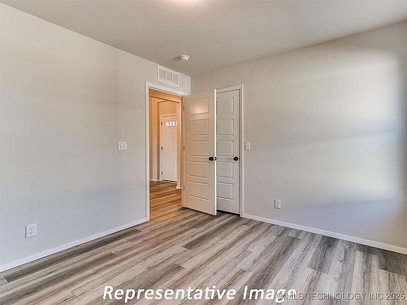 7th image of this home