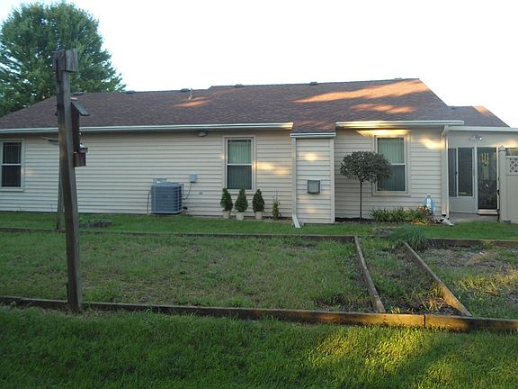 4th image of 400 Calmes Blvd