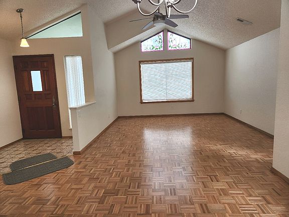 2nd image of 518 Maria Dr