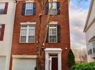 5062 Grimm Dr, Alexandria, VA 22304