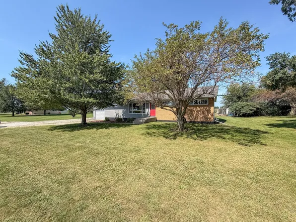 2066 County Road 3000 N, Rantoul, IL 61866