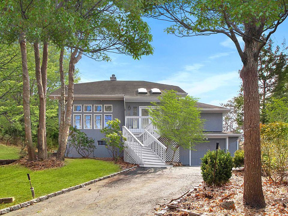 1st image of 22 Maylen Dr
