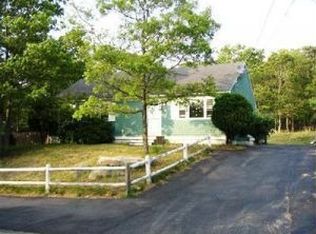 8 Rhine Rd, Yarmouth Port, MA 02675