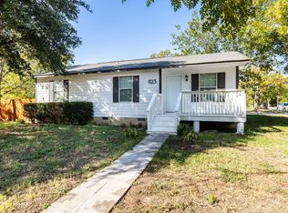 1123 E Sycamore St, Denton, TX 76205