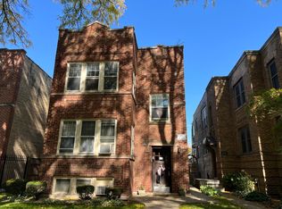 2040 W Berwyn Ave #2, Chicago, IL 60625