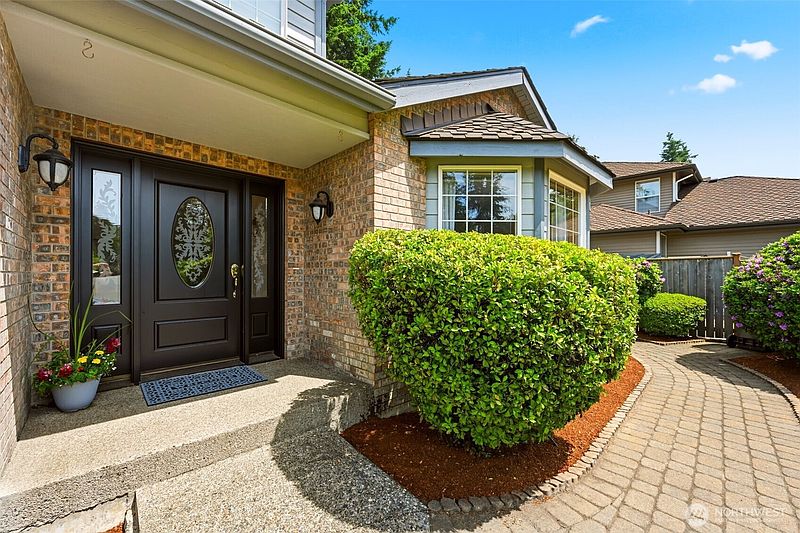 2nd image of 23232 SE 253rd Place