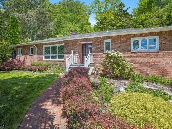 196 Gates Ave, Long Hill Twp., NJ 07933
