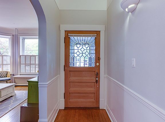 4th image of 313 S Maple Ave APT 1F