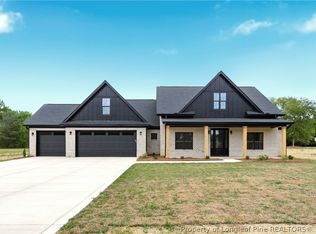 32 Creek Stone Ln, Autryville, NC 28318