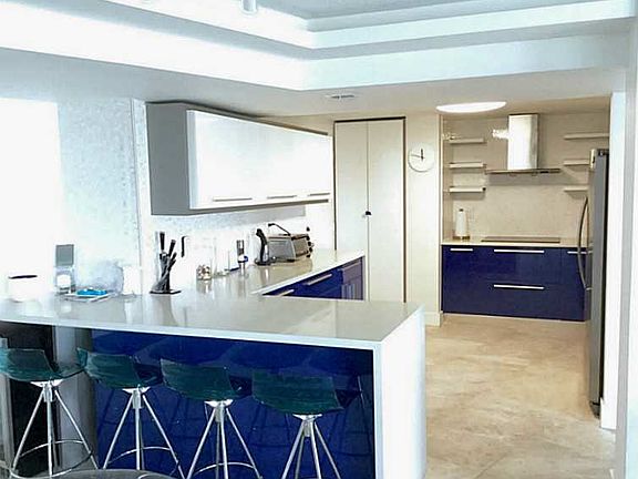 4th image of 3430 Galt Ocean Dr APT 1112