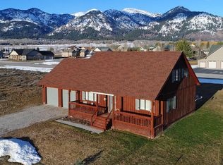 288 Scrub Oak Dr, Star Valley Ranch, WY 83127