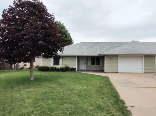 322 Lakeshore Dr, McCook Lake, SD 57049