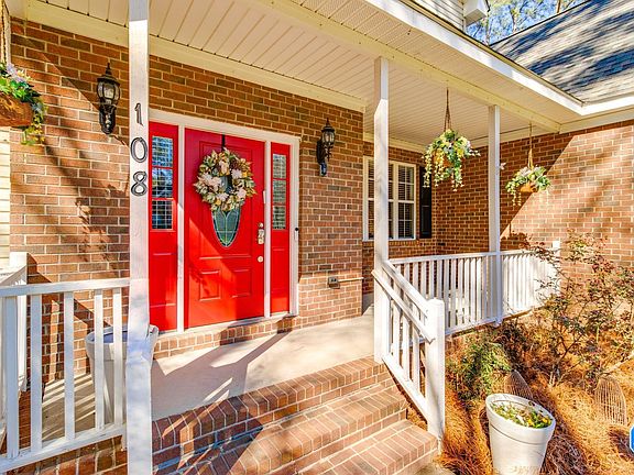 3rd image of 108 Fair Ridge Rd