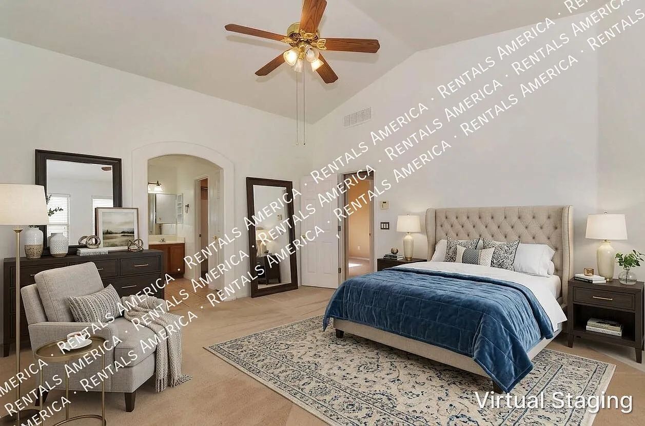 4 bedroom, 2 bath off Houghton — Photo 1