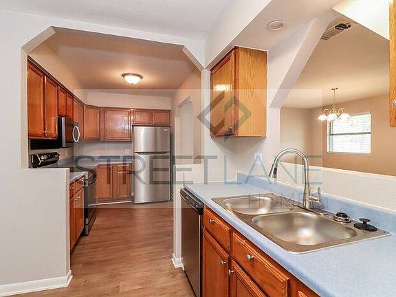 3rd image of 4909 Borden Dr