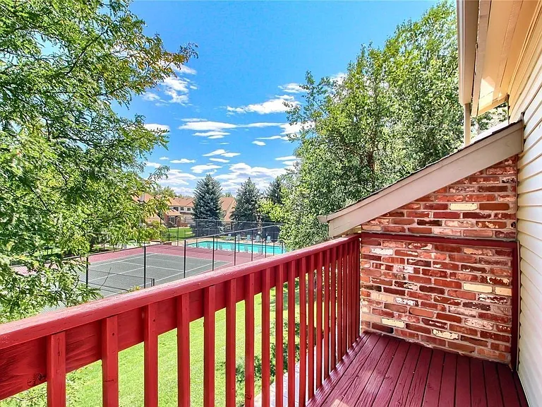 2nd bedroom's balcony