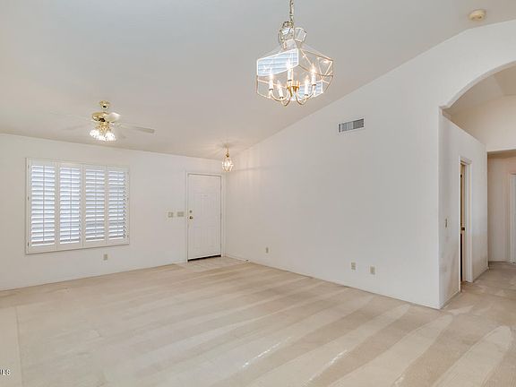 4th image of 8125 W Glenn Dr