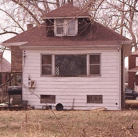 2nd image of 8509 S Vernon Ave