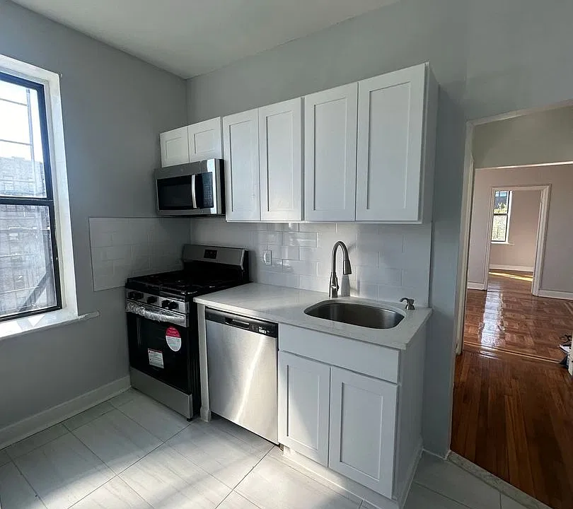3343 - Golden Crest 3343 Park Avenue, LLC
