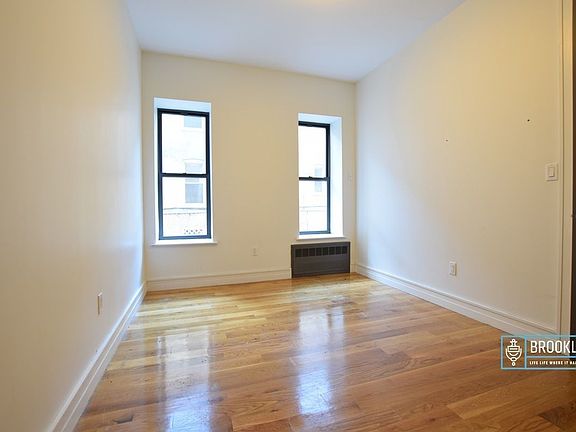 4th image of 1030 Carroll St APT 2E