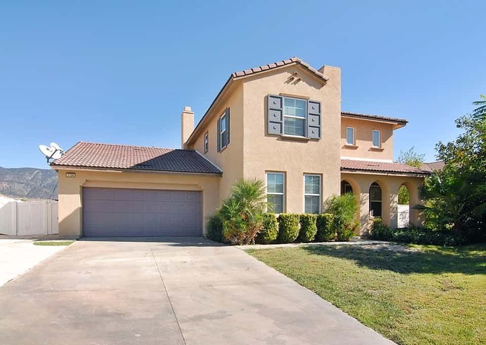 1st image of 1136 W Shady Creek Dr