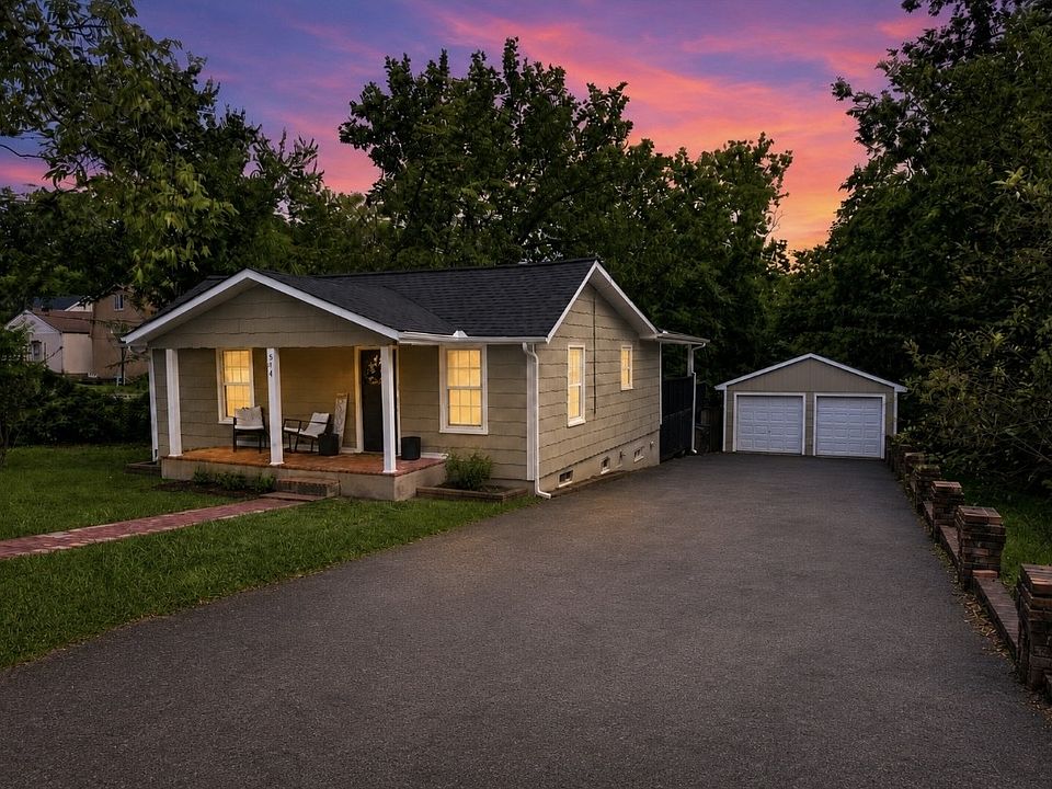 1st image of 544 Maplewood Ln