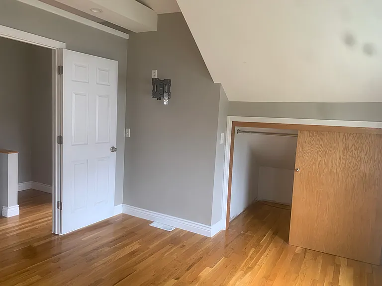 17 Bluff Ave — Photo 27