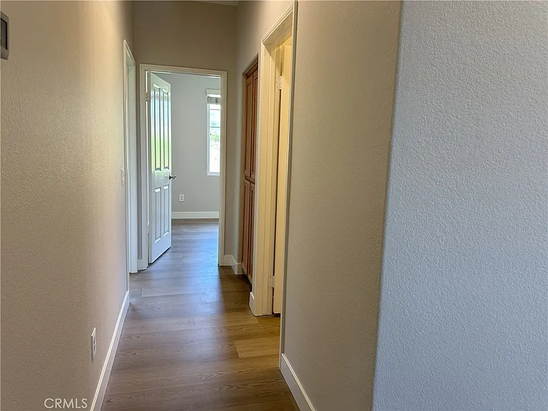 2252 Schlaepfer Dr — Photo 24