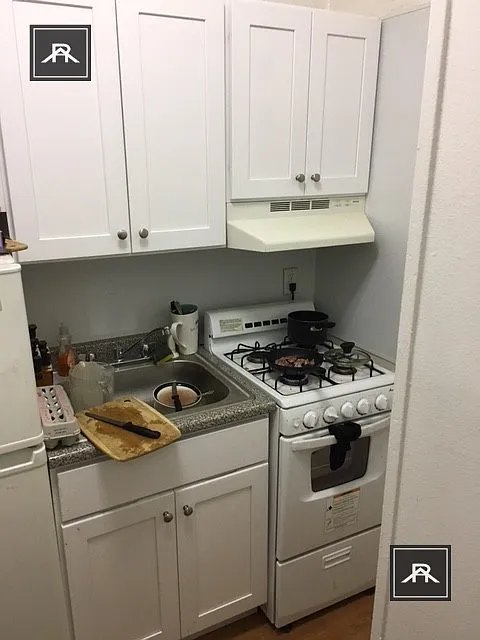 1 bed, 1.0 bath, $2,195 — Photo 1