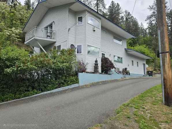 1230 Ellis Ave, Orofino, ID 83544