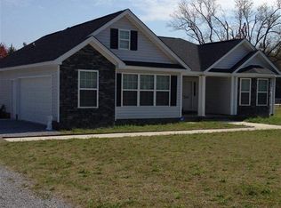 2410 Allen Rd, Effingham, SC 29541