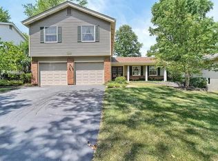 1984 Claymills Dr, Chesterfield, MO