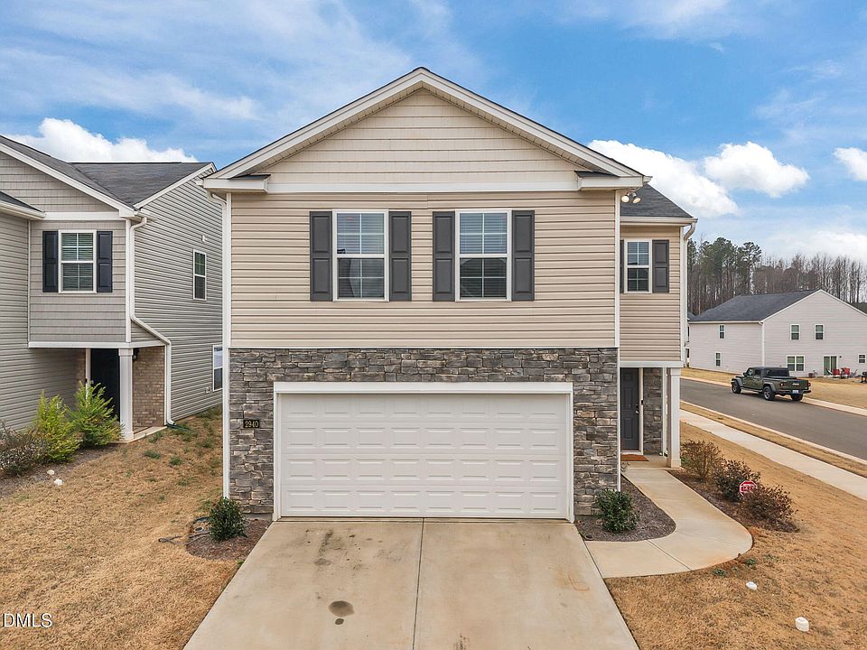 1st image of 2940 Egert Dr