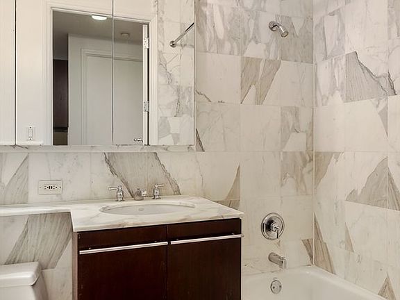 5th image of 150 Nassau St APT 9B