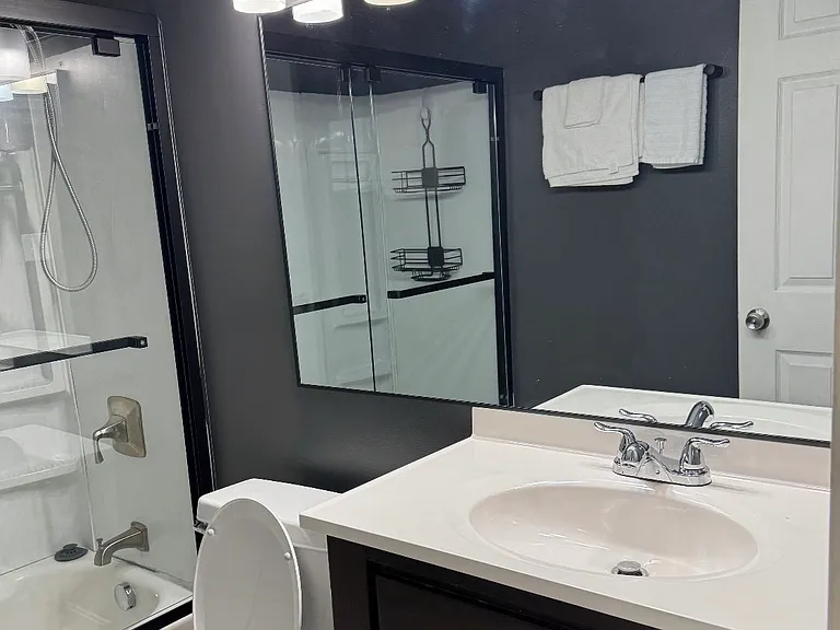 1 Harbor Ct — Photo 39