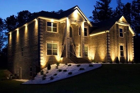 3rd image of 179 Barclay Dr