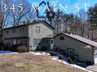 345 Main St, Winthrop, ME 04364