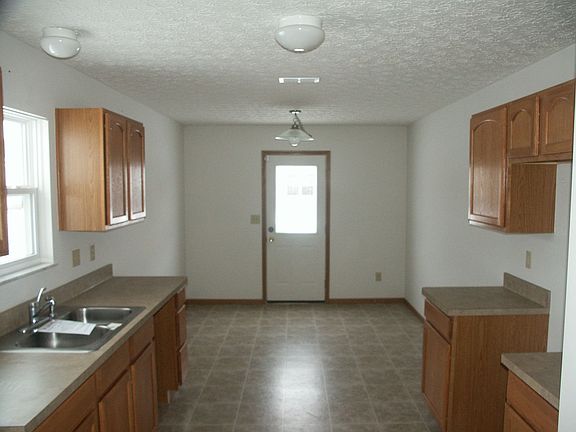 3rd image of 3950 Genteel Dr