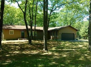 114 W Pine St, Au Gres, MI 48703