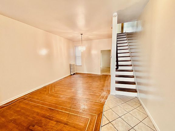 5th image of 1951 E Stella St