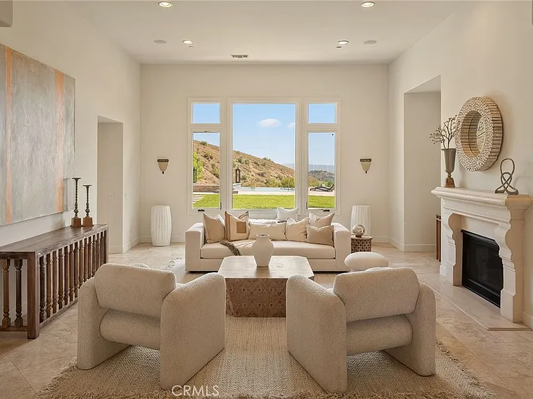 10727 W Stallion Ranch Rd — Photo 4