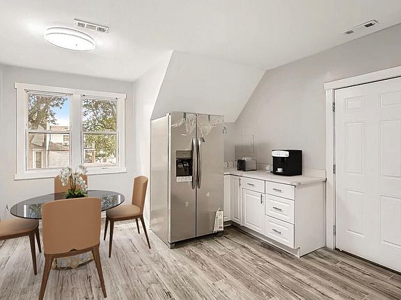 2nd image of 5858 W Dakin St #2
