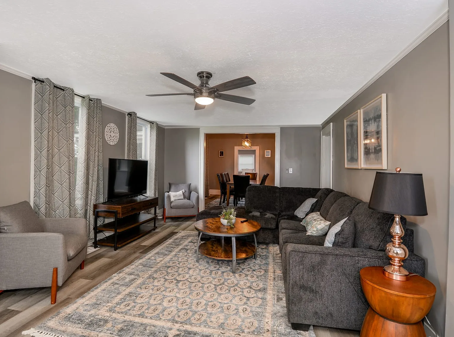5 bed, 1810 sqft, $4,900 — Photo 2