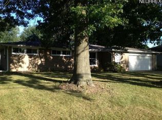 7120 Rolling Ridge Rd NE, Canton, OH 44721